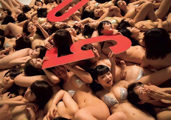 日本杂志《周刊PLAYBOY》创刊50周年纪念写真鉴赏